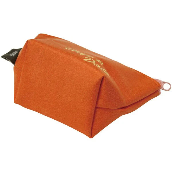 Skater Disney Chip and Dale Hand Carry Coin Pouch