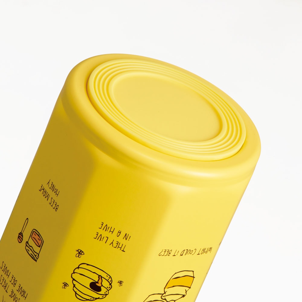Skater Disney Winnie The Pooh Hexagonal Yellow Water Bottle 500ml